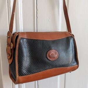 Vintage Dooney And Bourke All Weather Leather Handbag Shoulder Bag